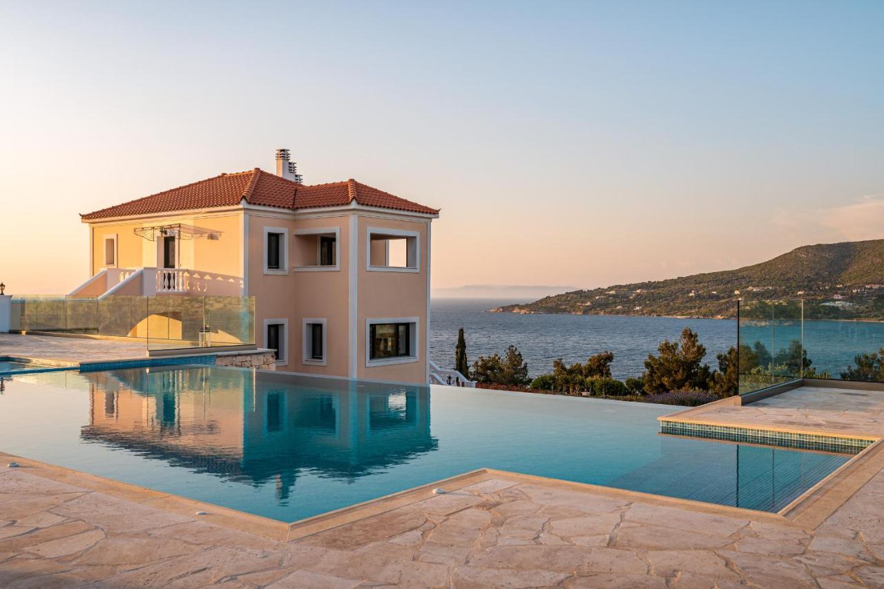 Grand View Villas Agia Markella
